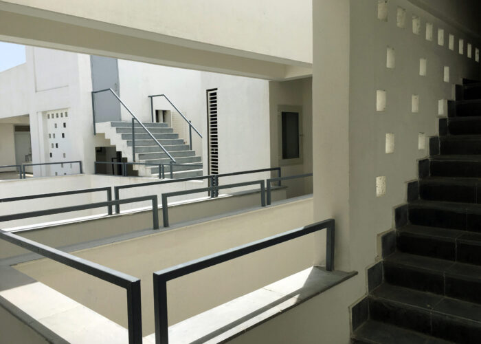 spav_school_of_planning_and_architecture_vijayawada_housing_mobile_offices_08_level_of_interconnectivity_through_stairs_and_bridges
