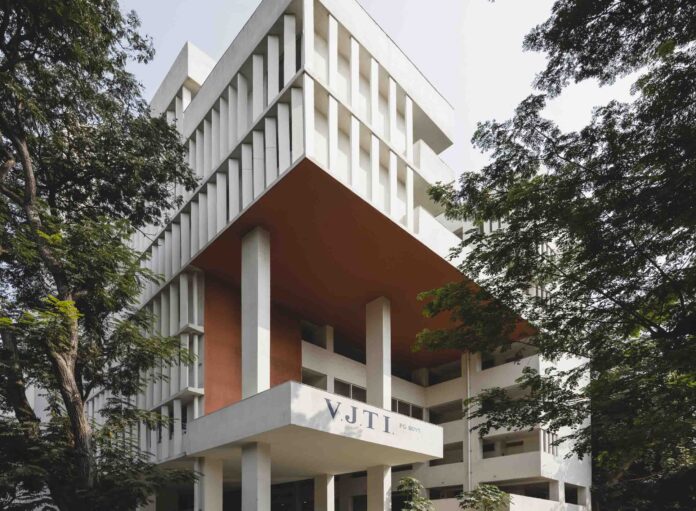 vjti_veermata_Jijabai_technological_institute_mumbai_student_housing_mobile_offices_01_exterior vjti_veermata_Jijabai_technological_institute_mumbai_student_housing_mobile_offices_01_exterior